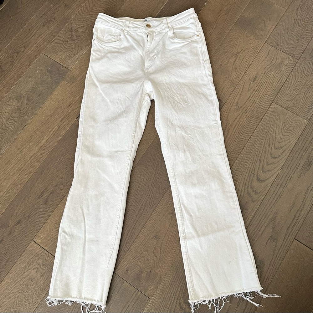 Zara White Flared Bootcut Jeans Size 6